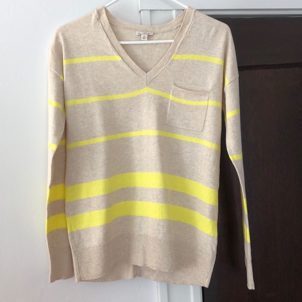 Gap lightweight longsleeve sweater